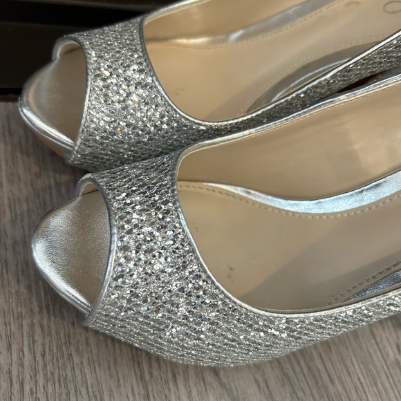 Aldo silver sparkle peep toe pumps - Picture 3 of 5